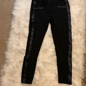 Perfect condition Bisou Bisou